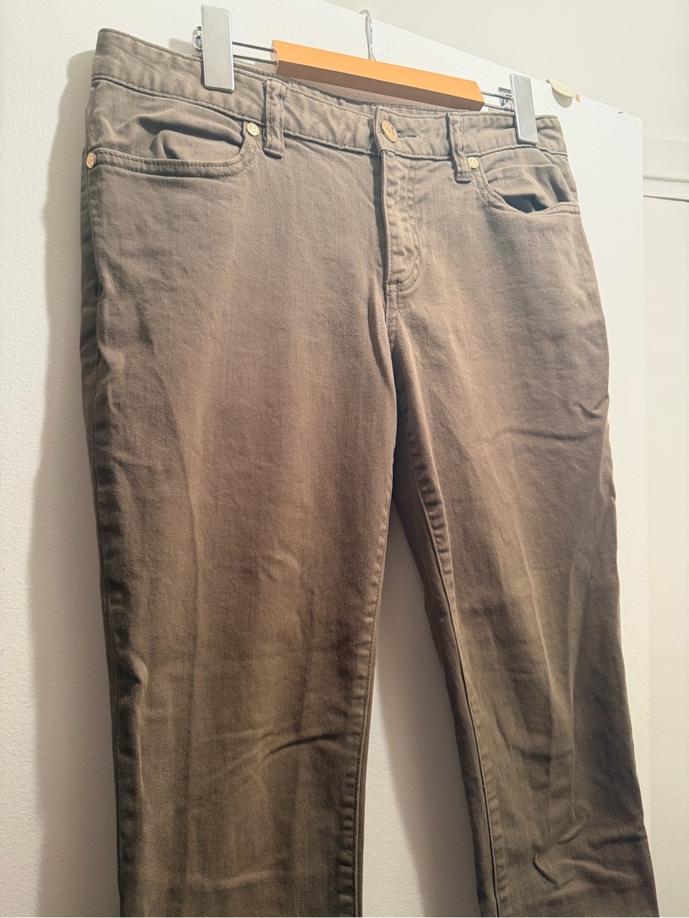 Tory Burch Straight-Leg Jeans in Olive
